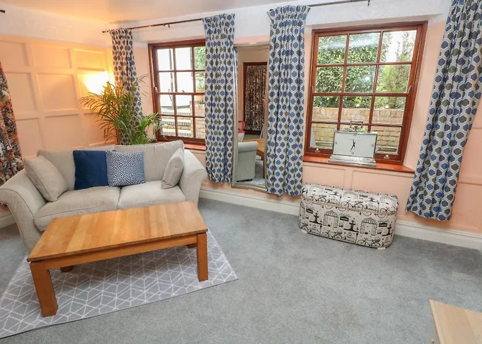 The Laurels Flat